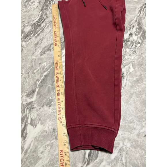 Lululemon Scuba High-Rise Jogger
Mulled Wine Sz 8 - Picture 8 of 8
